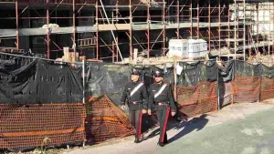 san sebastiano vesuvio incidente operaio precipitato 17 dicembre