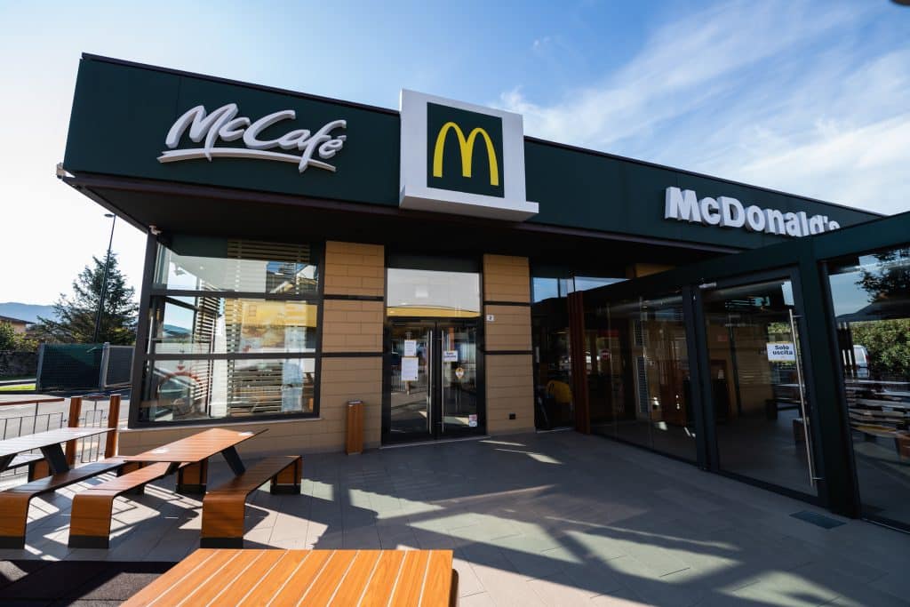 Maximall Pompei apre nuovo ristorante McDonald’s