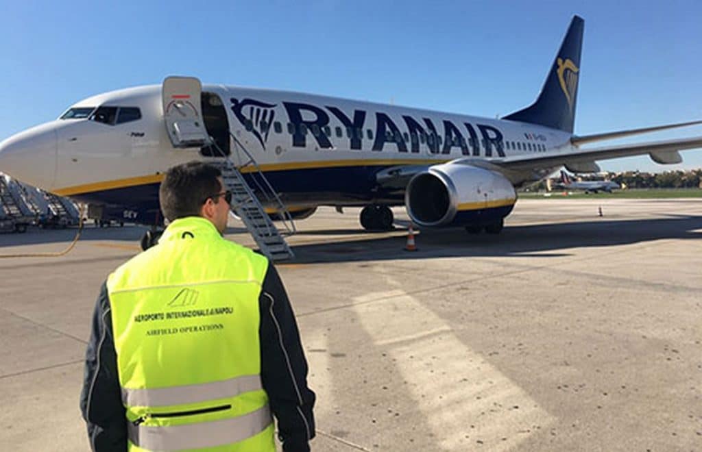 salerno atterraggio volo ryanair