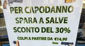 Pistole sconto Capodanno Napoli