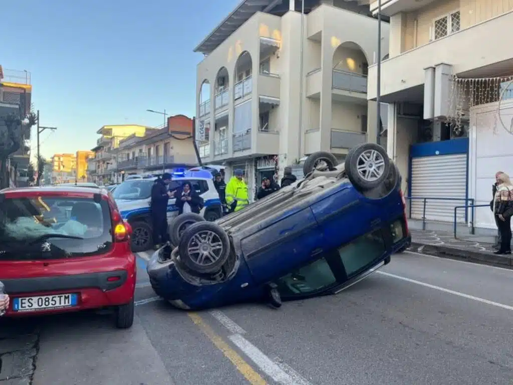 incidente giugliano campania 16 dicembre