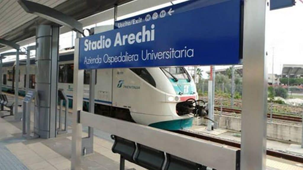 salerno guasto treno metropolitana disagi malori