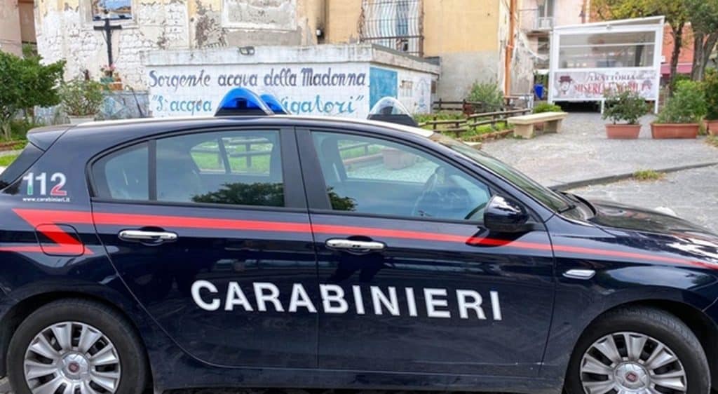 castellammare arresti estorsione pontili clan fontana