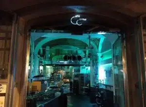 Salerno chiude Caffè Cavour