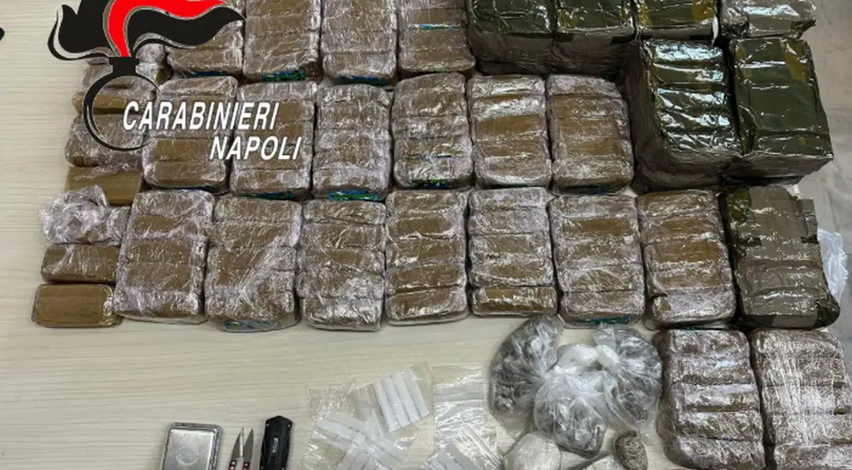 rapina acerra inseguimento arresti droga