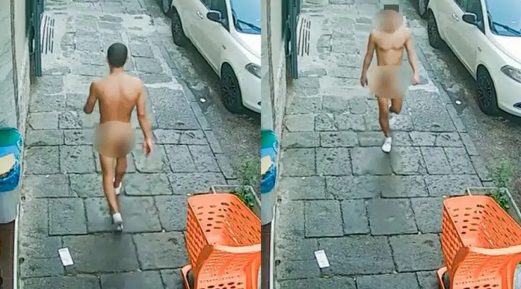 uomo gira nudo napoli