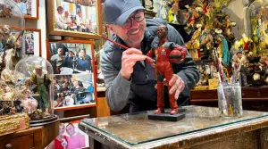 lewis hamilton statuina presepe san gregorio armeno