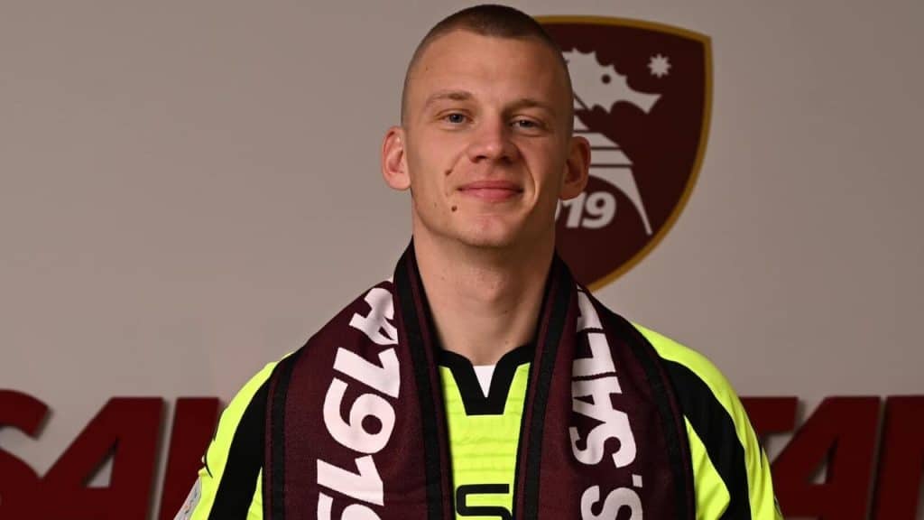 Oliver Christensen portiere Salernitana - foto US SALERNITANA 1919