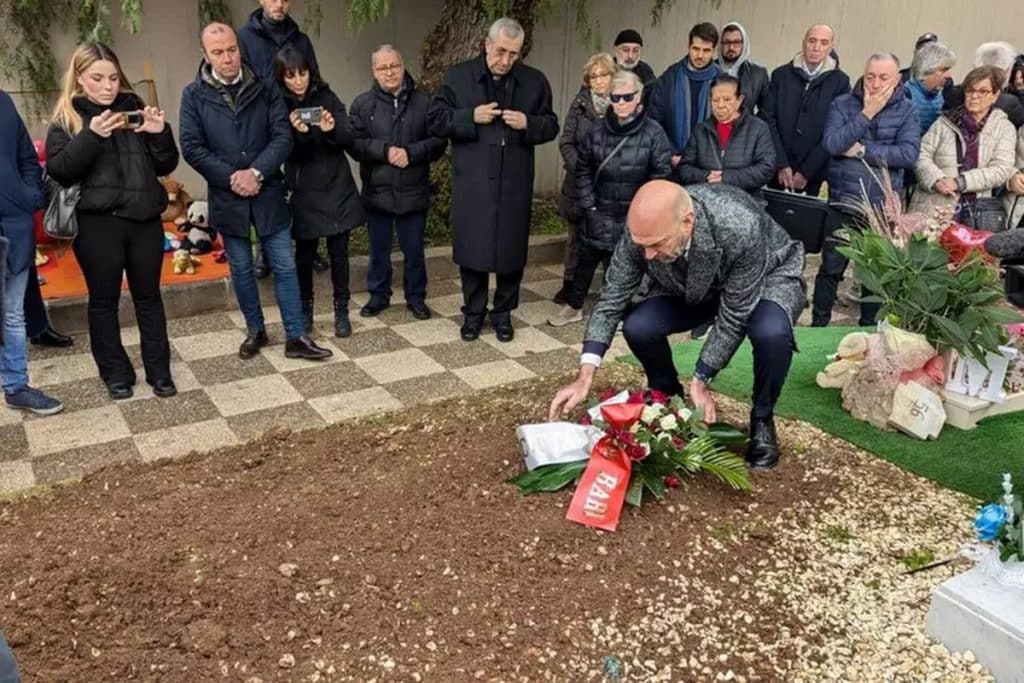 funerali bambino morto bari omelia arcivescovo