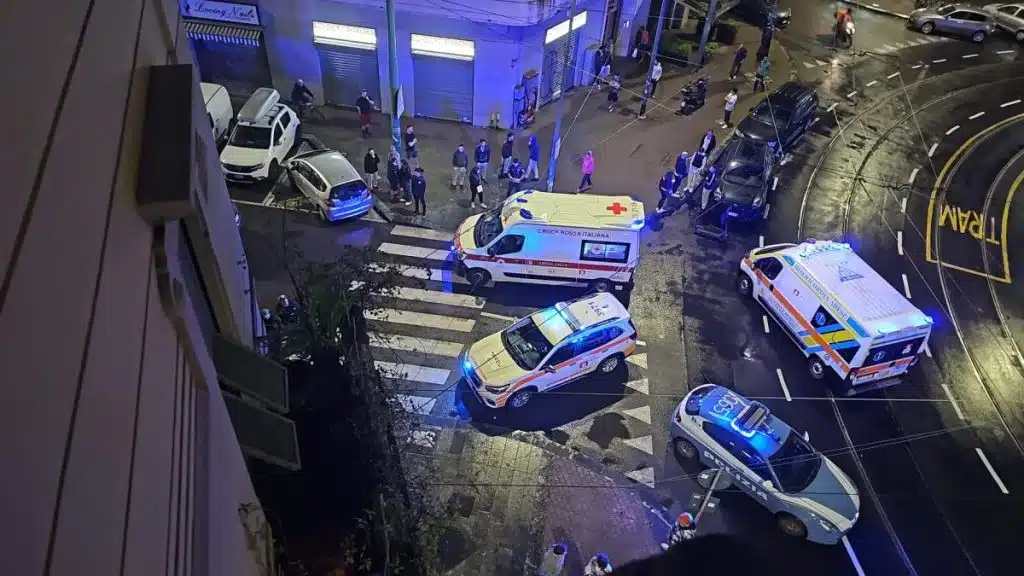 furto incidente napoli