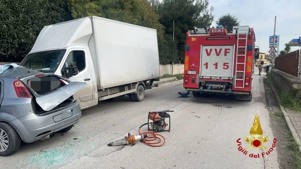 incidente aversa morto oggi 31 gennaio