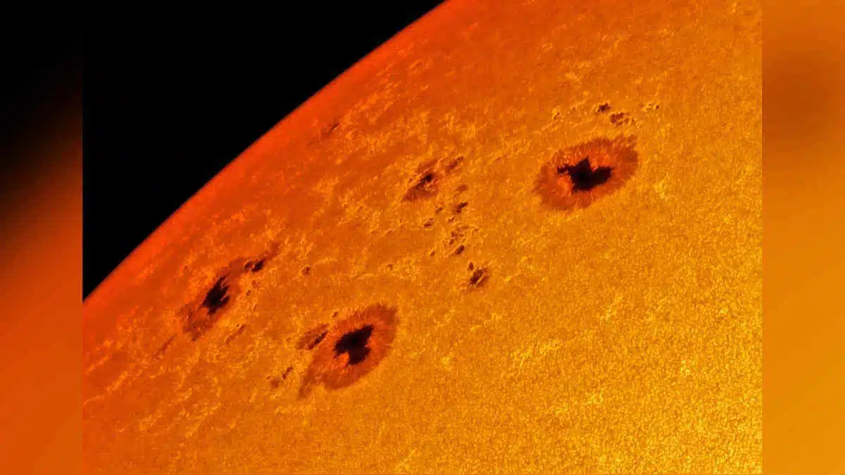 Macchia solare neonata diventa grande due volte la Terra in 24 ore: è instabile e rivolta verso di noi