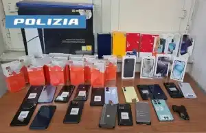 rapine napoli fuorigrotta arresti