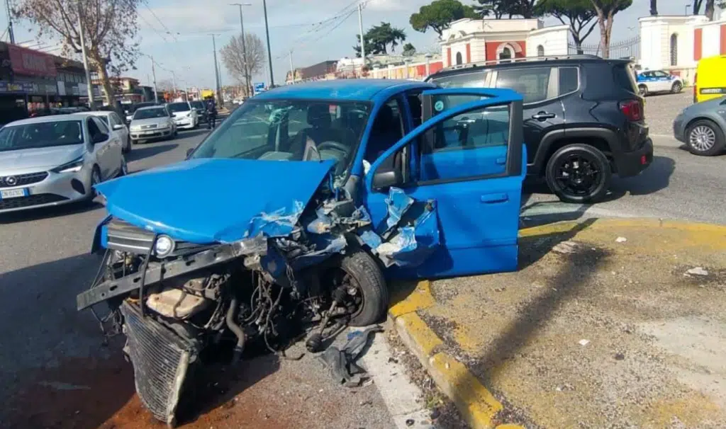 Incidente Capodichino Napoli