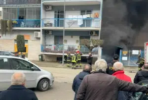 Incendio fabbrica Volla