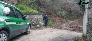 pista carrabile abusiva tramonti denuncia oggi 26 febbraio