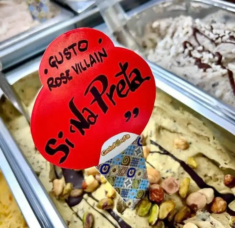 Il gelato “Si 'na preta” dedicato a Rose Villain