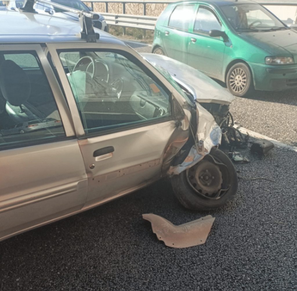 incidente contursi sassi autostrada a2