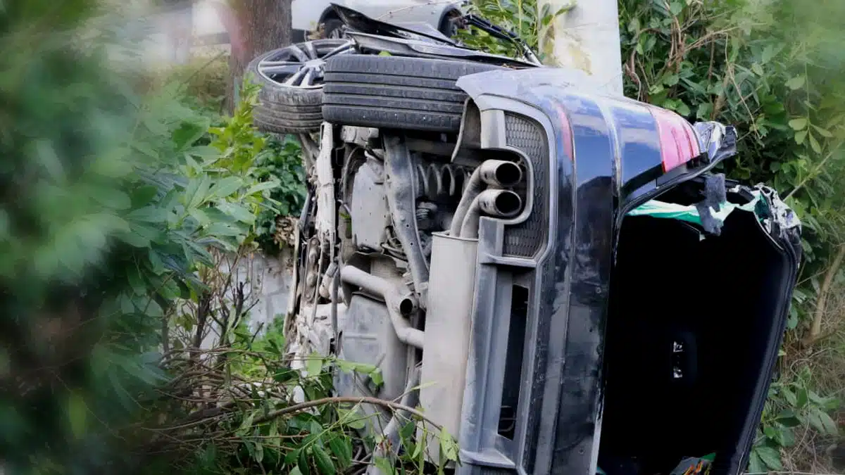 Benevento, si schianta con l'auto contro un palo mentre va al lavoro: morto 26enne