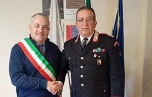 polla-il-luogotenente-angelo-solimene-e-il-nuovo-comandante-della-stazione-carabinieri