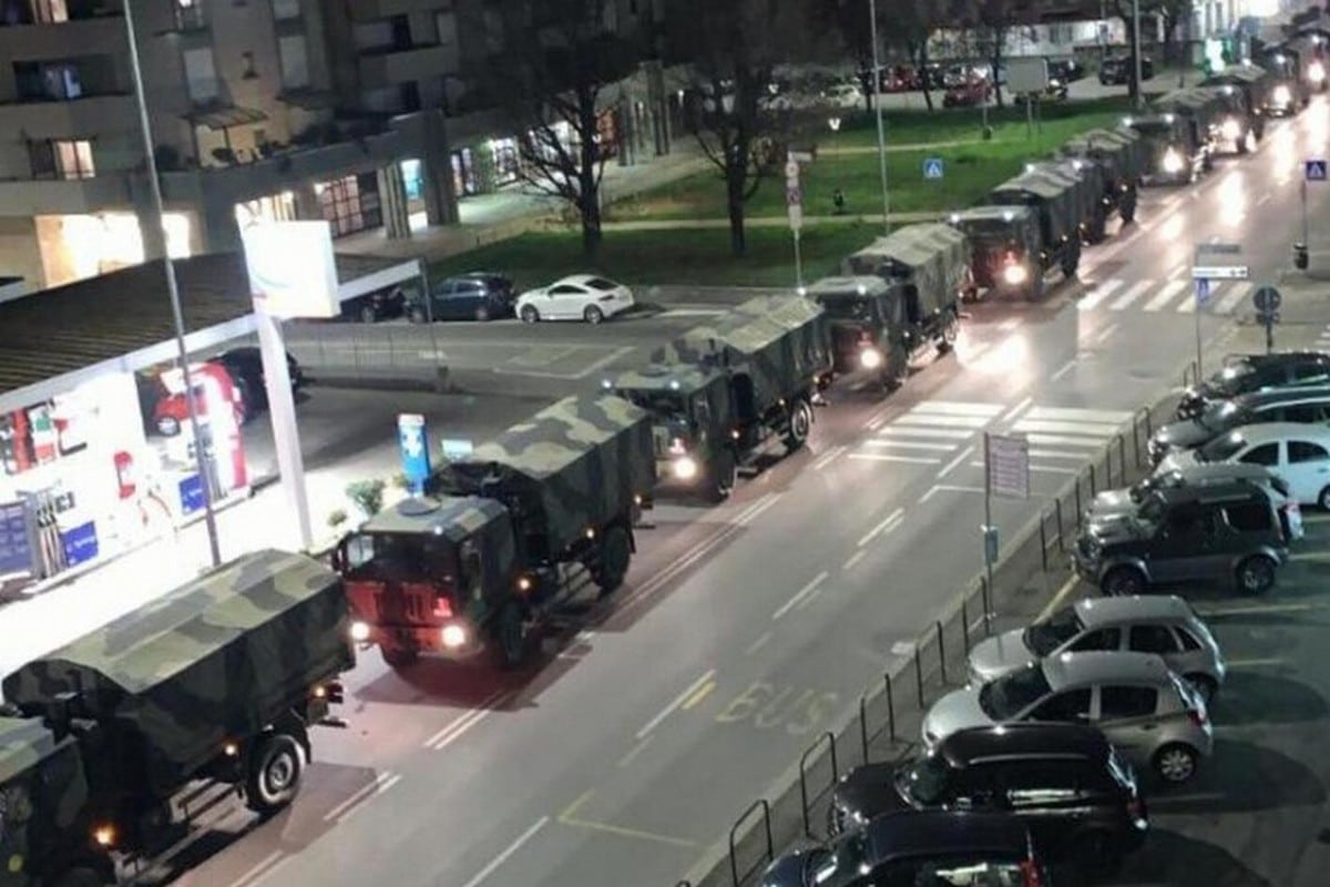 Cinque anni fa i camion con le bare a Bergamo, il ricordo delle vittime di Covid: “Sparì una generazione”