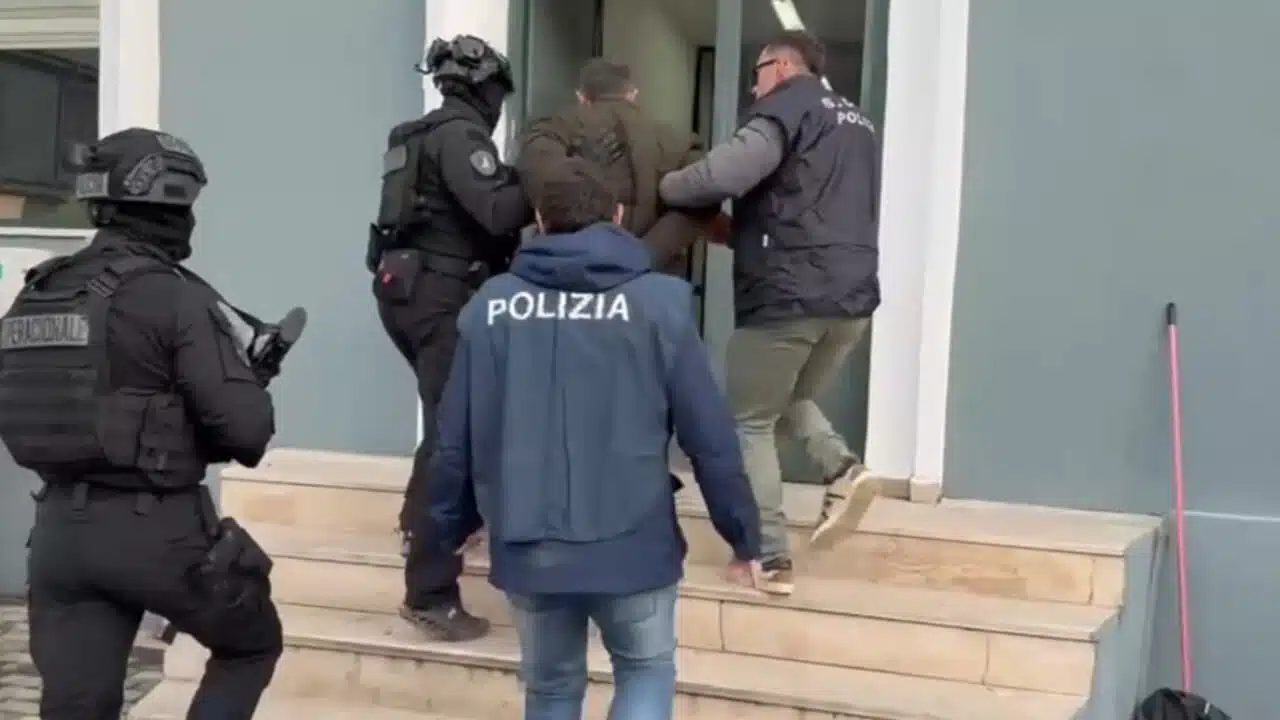 omicidio caserta arrestati cugini latitanti albania