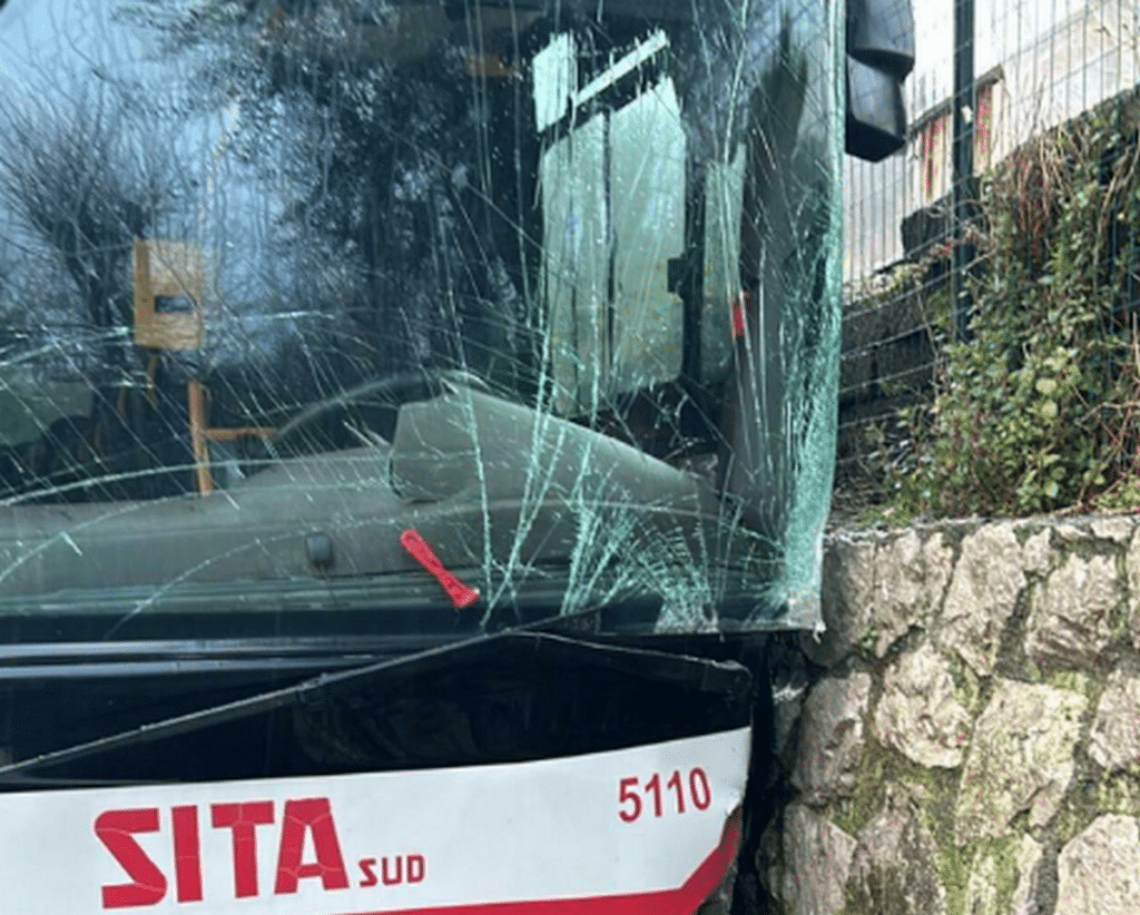 incidente sant'agnello autobus 15 marzo