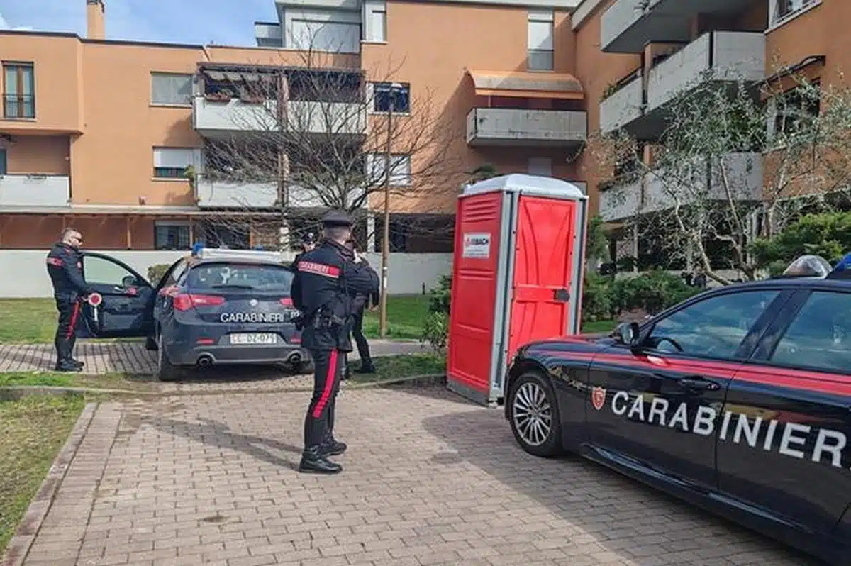 omicidio trento figlia uccide madre lampada arrestata