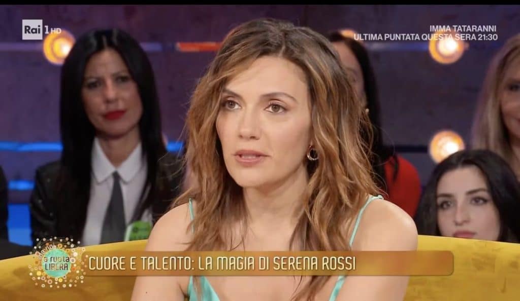 Serena Rossi racconta il terremoto a Napoli: “Ho sentito una botta fortissima, ma la mia città non molla mai”