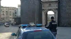 napoli base spaccio arrestato 3 marzo