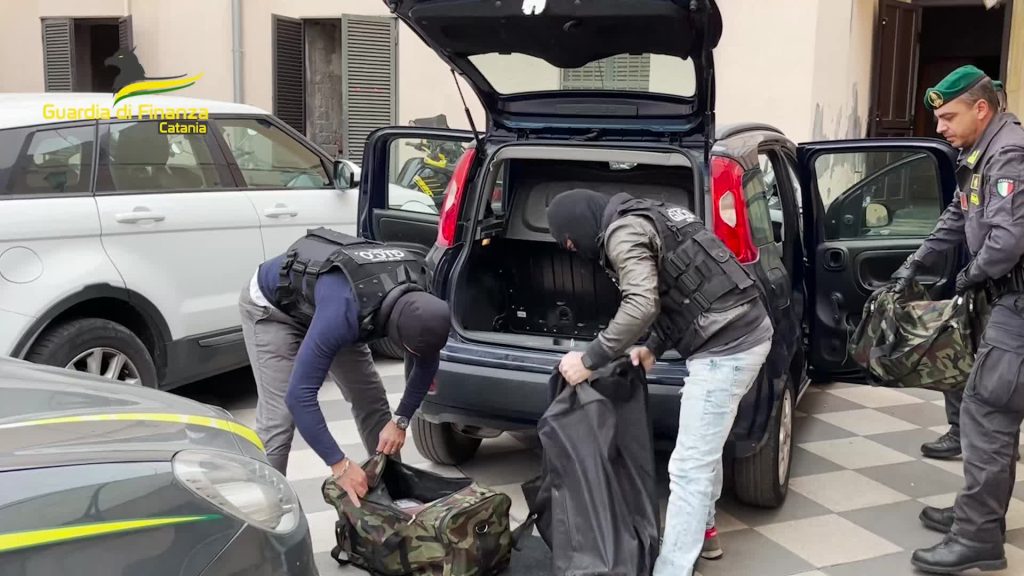 traffico droga catania salerno arresti sequestro nomi