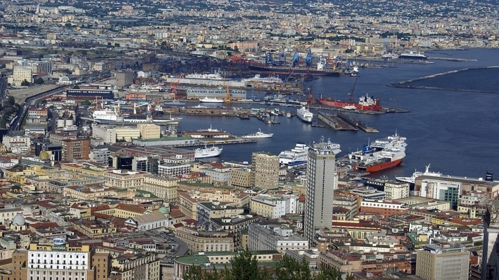 napoli ragazza morta nave 18 marzo